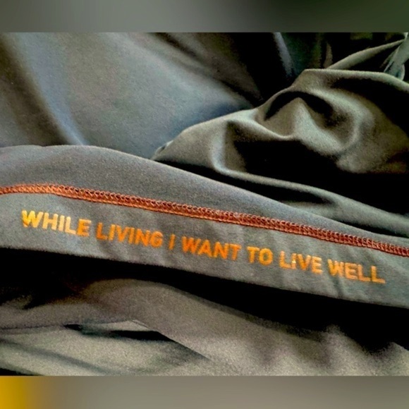 XL Rhône tee shirt casual and workout athletic shirt in navy blue - Picture 6 of 11